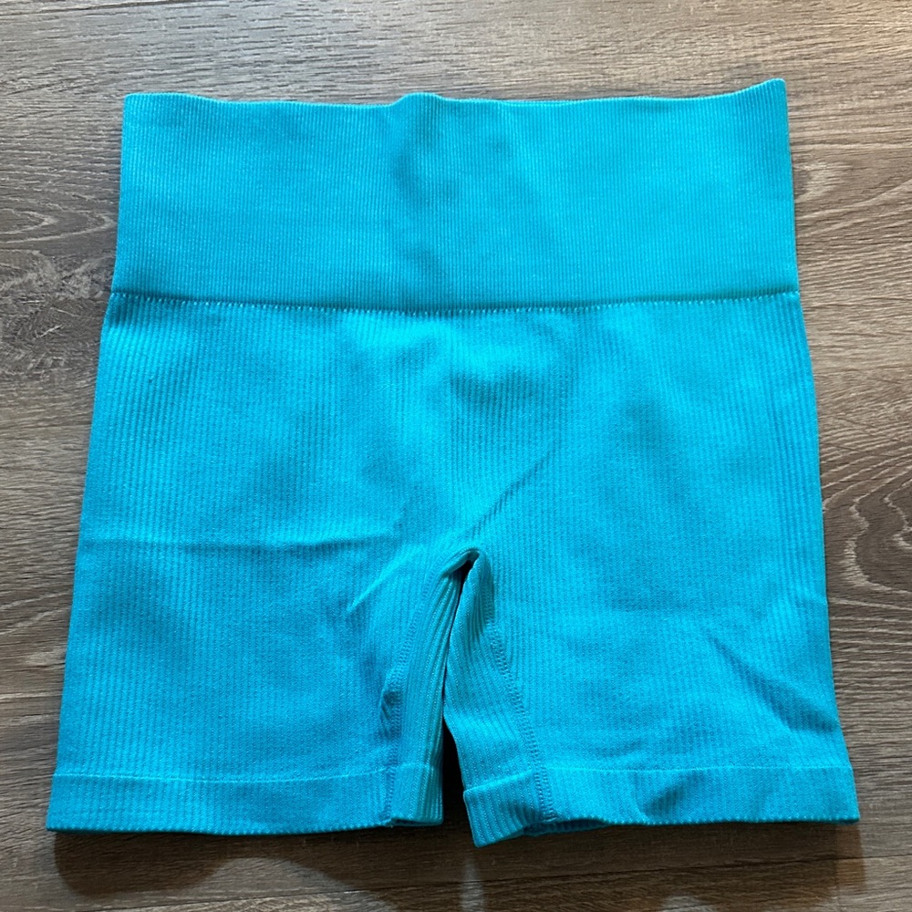 Colsie Women's Teal Bike Shorts